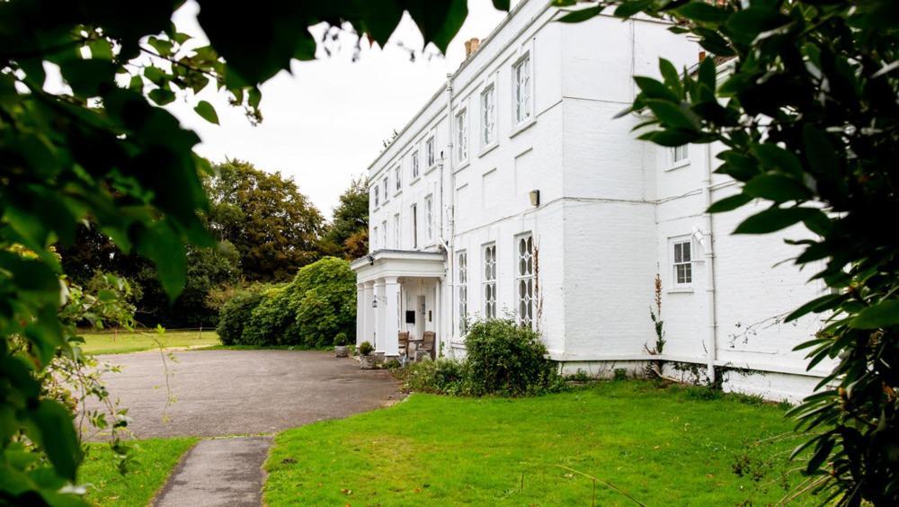 Bed and Breakfast Foxlease Lyndhurst Exterior foto